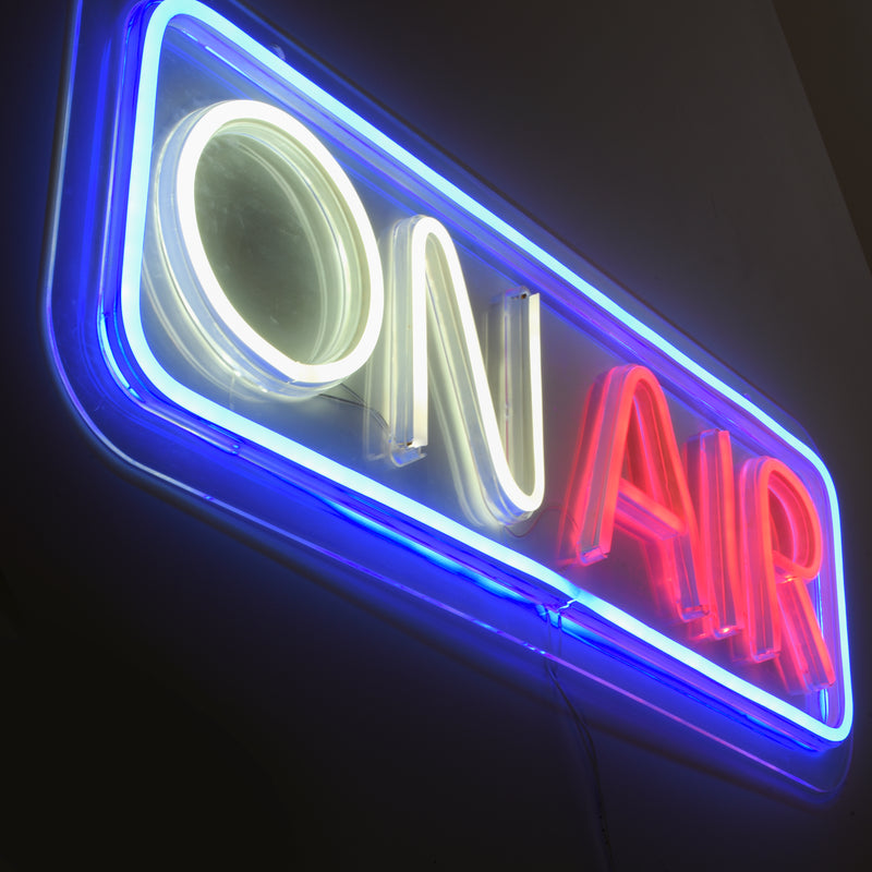 Aplica Paul Neuhaus NEON-ONAIR LED Multicolor