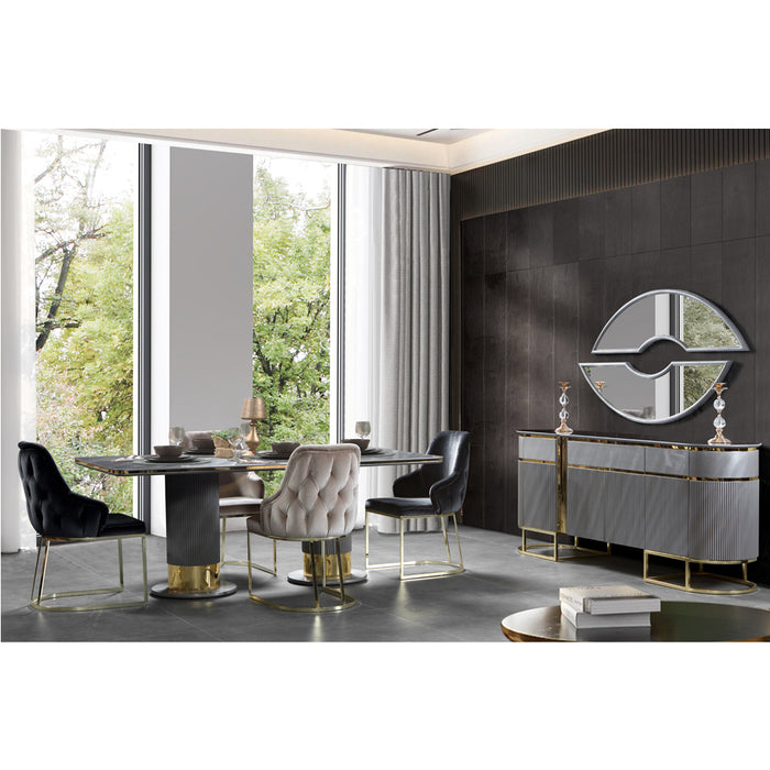 Scaun dining tapițat Asi Home BOLD, catifea verde, picioare metalice aurii, design elegant modern