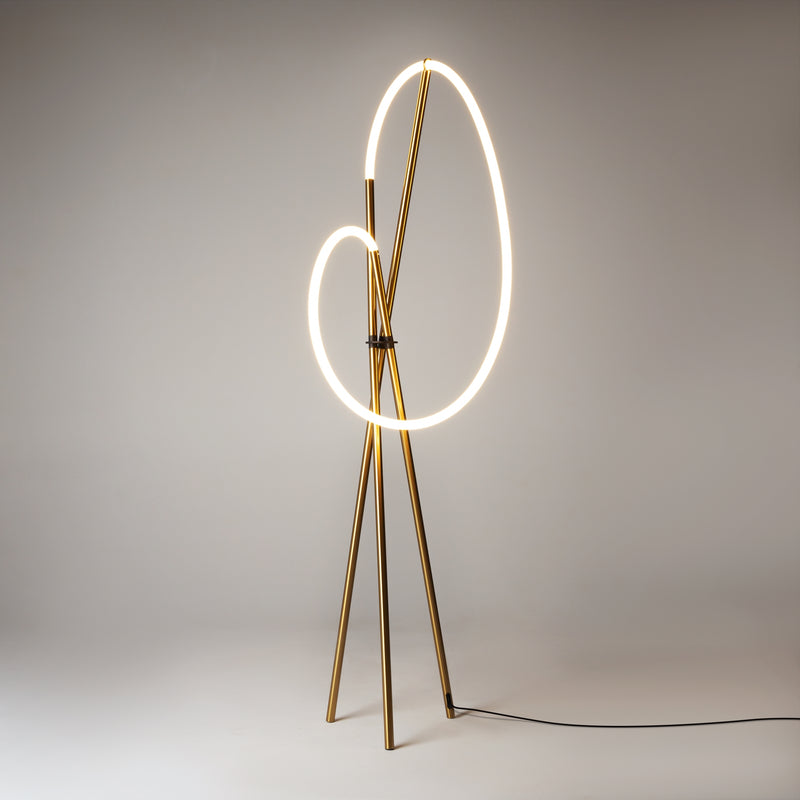 Lampadar Modern Alama