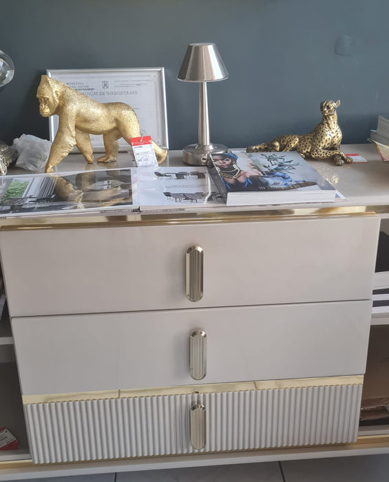 Consolă STAR ASI HOME, 220 cm, design futurist crem & auriu, MDF texturat, blat tip marmură, 6 compartimente