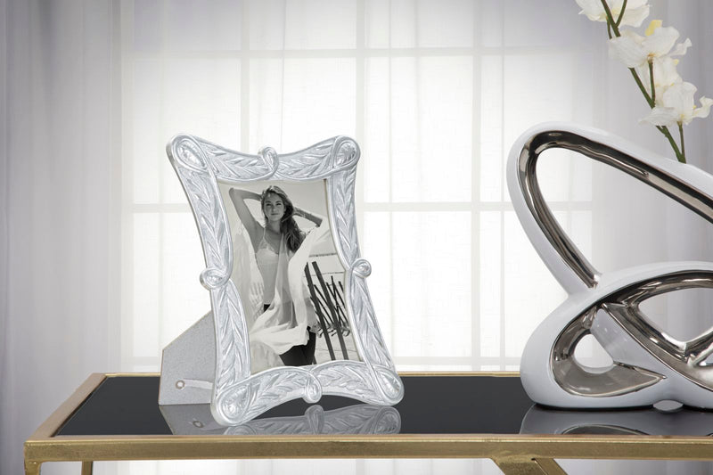 Rama Foto Mauro Ferretti  Silver  23,3X2X28,2cm, Dimensiunea Interioara  15X20  cm,  Argintiu