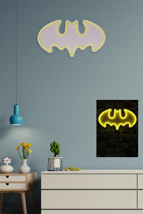 Decoratiune LED Asi Home Batman Bat Light - Galben,  25 x 45 x 3 cm