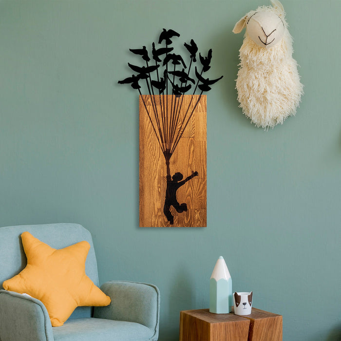 Decoratiune de Perete din Lemn Asi Home Flying Boy 1, 45 x 86 cm